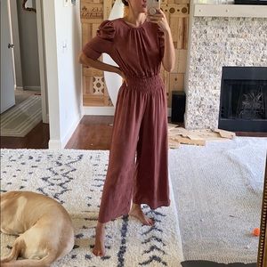 Short sleeve jumpsuit.